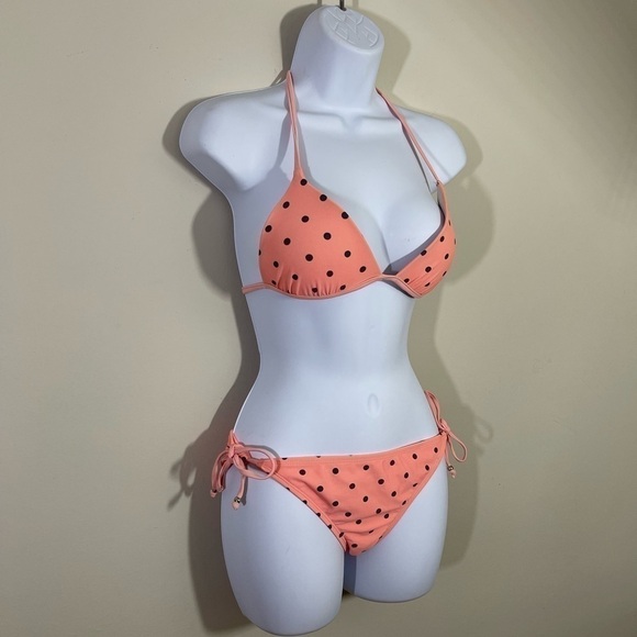Hot water junior sz. bikini top is small  bottom is lg melon with gray dots - Picture 5 of 12